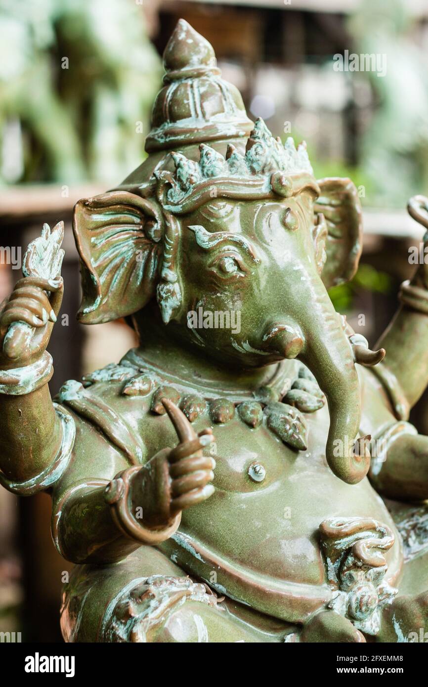 Close up Ganesh statue (ceramic), Ganesh green Stock Photo Alamy