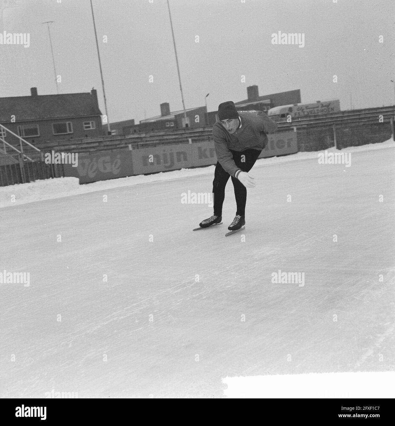 Training Dutch core team on Deventer artificial ice rink. Ard Schenk, December 12, 1963, skating, sports, The Netherlands, 20th century press agency photo, news to remember, documentary, historic photography 1945-1990, visual stories, human history of the Twentieth Century, capturing moments in time Stock Photo