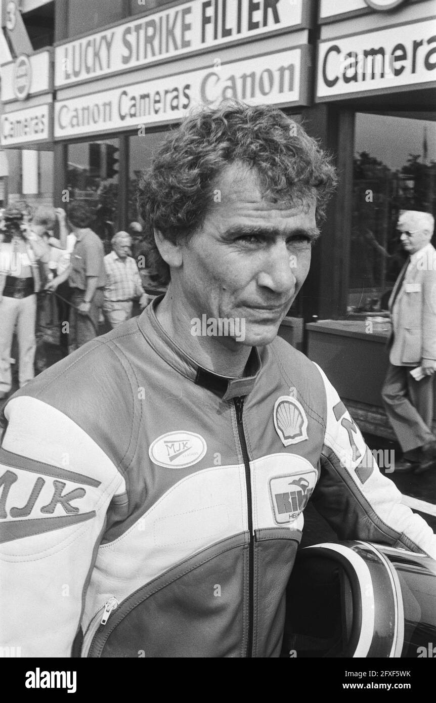 tt-in-assen-500cc-boet-van-dulmen-june-26-1982-motorcycle-drivers-motorcycles-motorcycle-racing-motorsports-portraits-the-netherlands-20th-century-press-agency-photo-news-to-remember-documentary-historic-photography-1945-1990-visual-stories-human-history-of-the-twentieth-century-capturing-moments-in-time-2FXF5WK.jpg