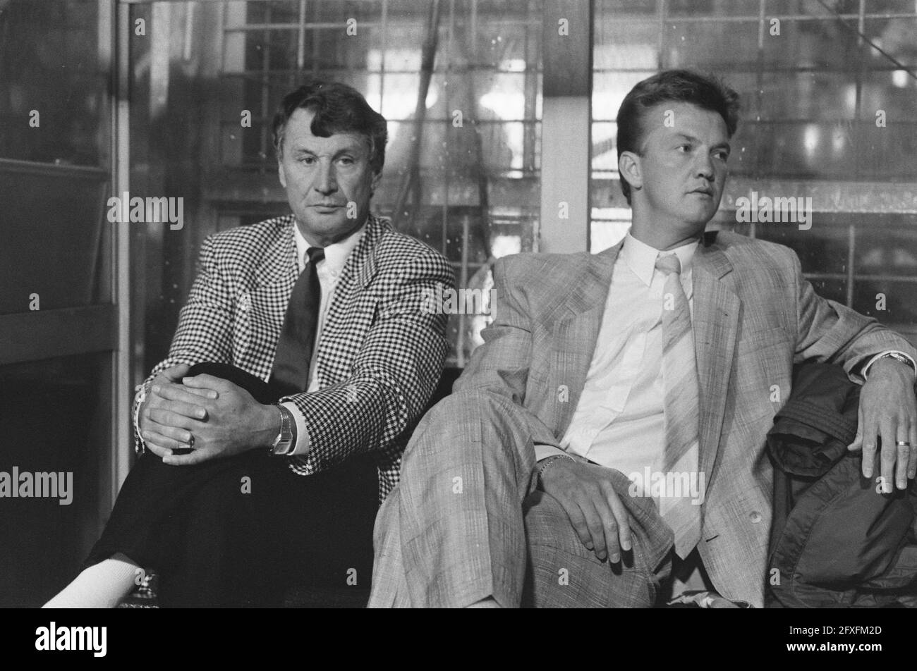 UEFA Cup Ajax v Sporting Lisbon 1-2; Ajax coach Spitz Kohn and Louis van Gaal, October 5, 1988, sports, soccer, The Netherlands, 20th century press agency photo, news to remember, documentary, historic photography 1945-1990, visual stories, human history of the Twentieth Century, capturing moments in time Stock Photo