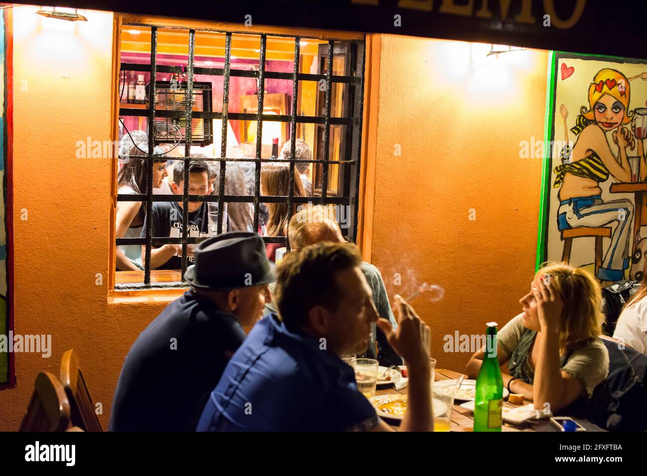 San sebastian nightlife hires stock photography and images Alamy