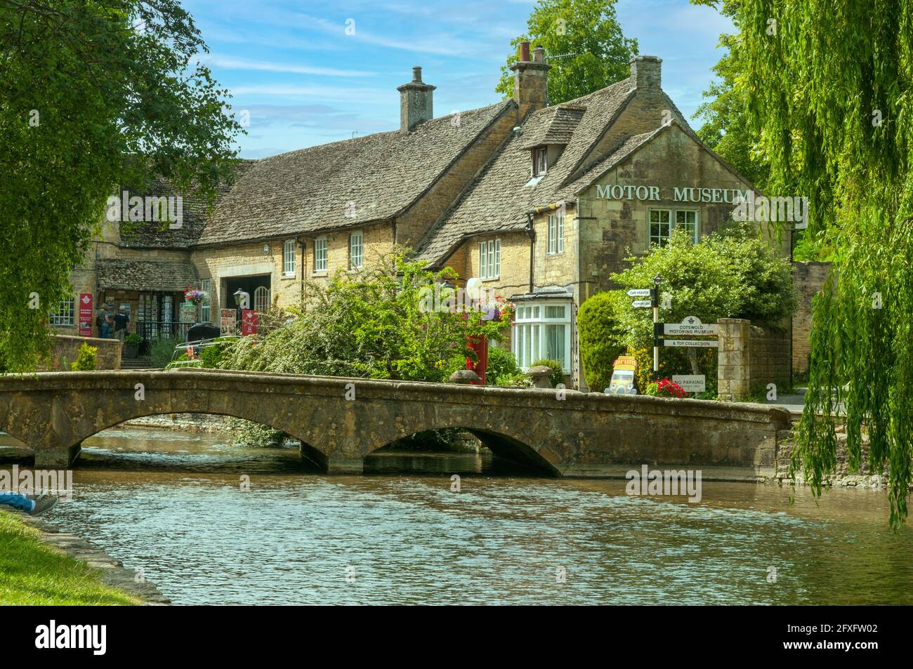 River Windrush, Bourton-on-the-Water, Gloucestershire, England Stock Photo
