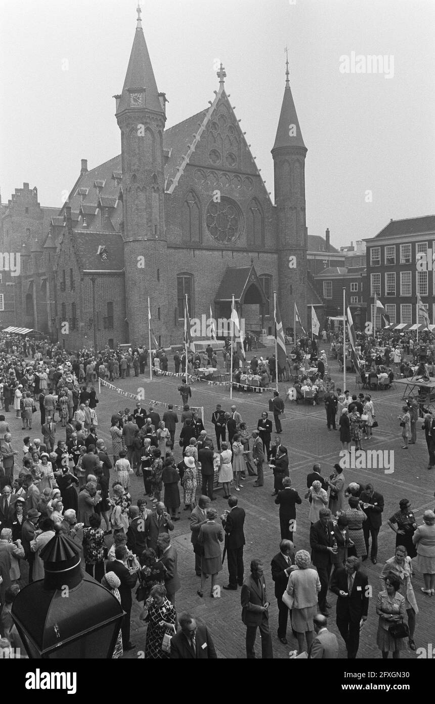 Celebration of Queen Juliana's Silver Jubilee in The Hague, overview coffee meal, September 6, 1973, Celebrations, anniversaries, queens, overviews, The Netherlands, 20th century press agency photo, news to remember, documentary, historic photography 1945-1990, visual stories, human history of the Twentieth Century, capturing moments in time Stock Photo