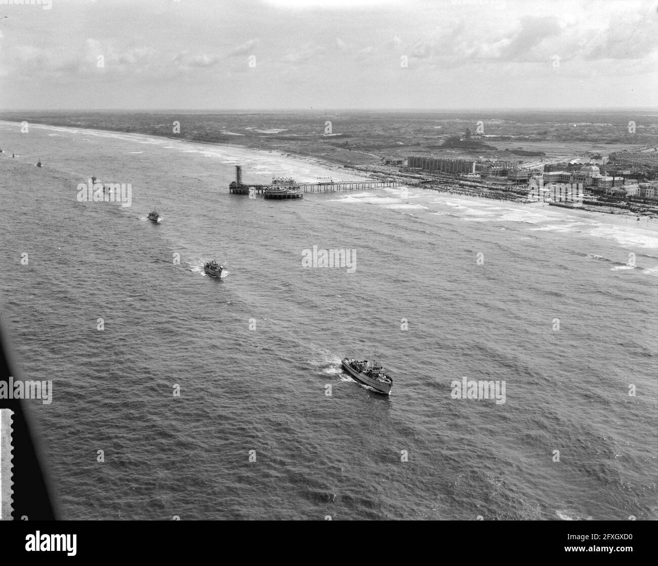 Harvest of the fleet at Scheveningen (aerial photographs), July 6, 1961, The Netherlands, 20th century press agency photo, news to remember, documentary, historic photography 1945-1990, visual stories, human history of the Twentieth Century, capturing moments in time Stock Photo