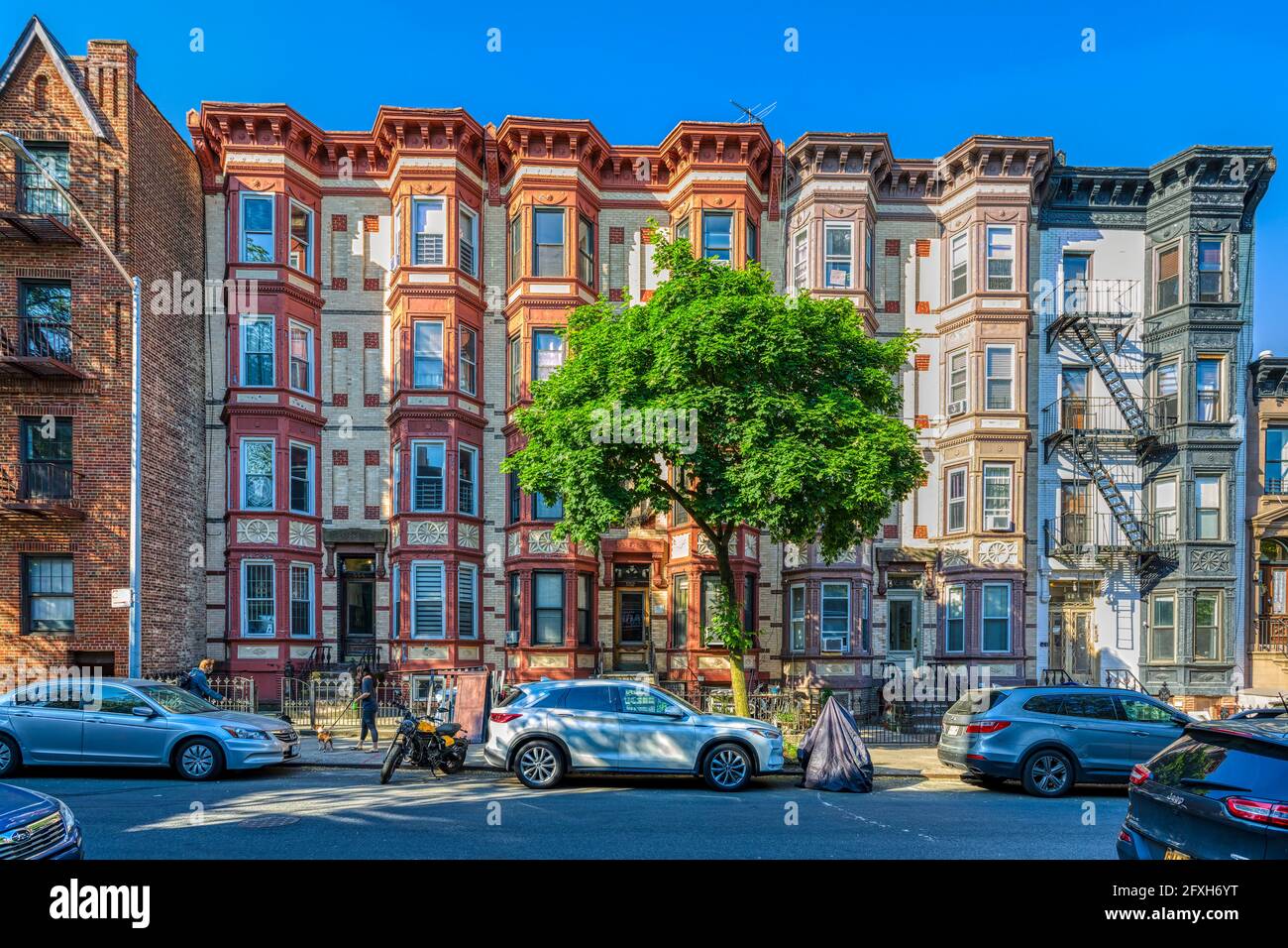 Multi-family Queen Anne 