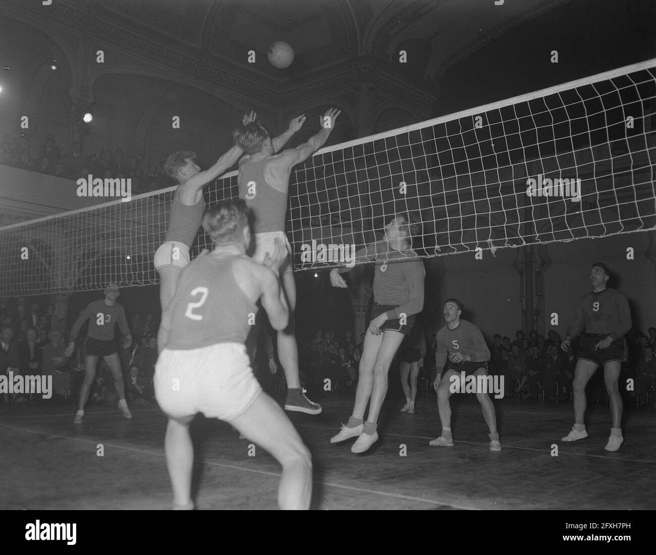 Volleyball match Black and White Stock Photos & Images Alamy
