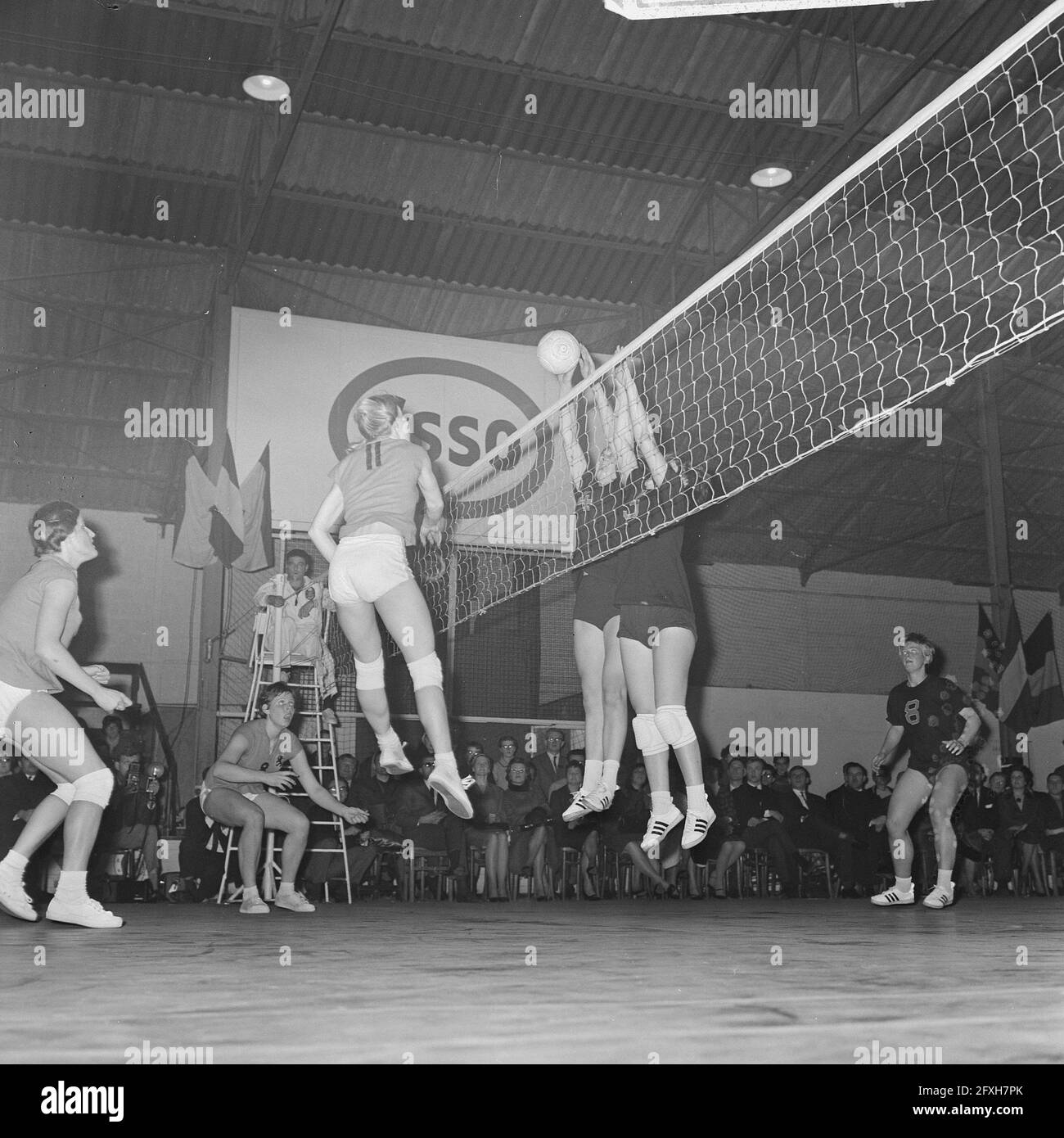 Volleybal history High Resolution Stock Photography and Images Alamy