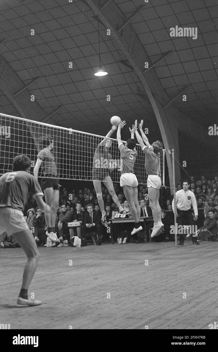 Volleyball match amvj blocking hires stock photography and images Alamy