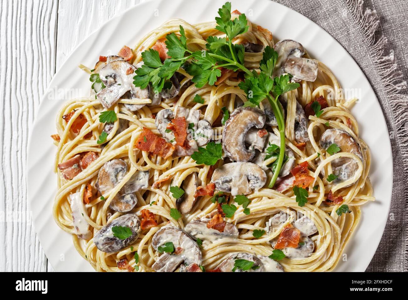 Cremini mushroom hires stock photography and images Alamy