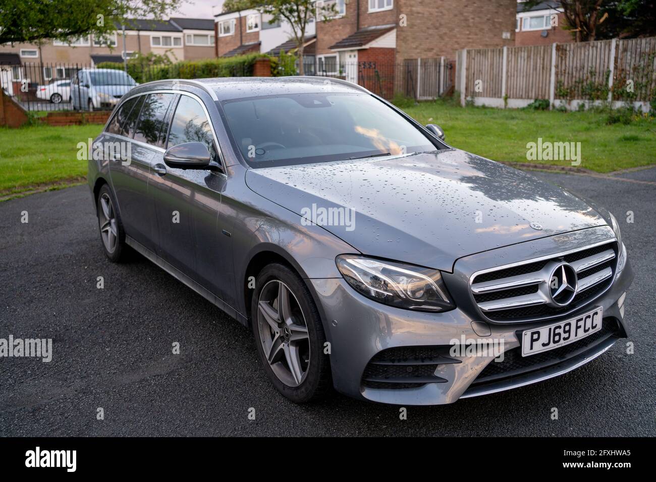 Mercedes Benz Station Wagon High Resolution Stock Photography And Images Alamy Mercedes Benz Station Wagon High Resolution Stock Photography And Images Alamy