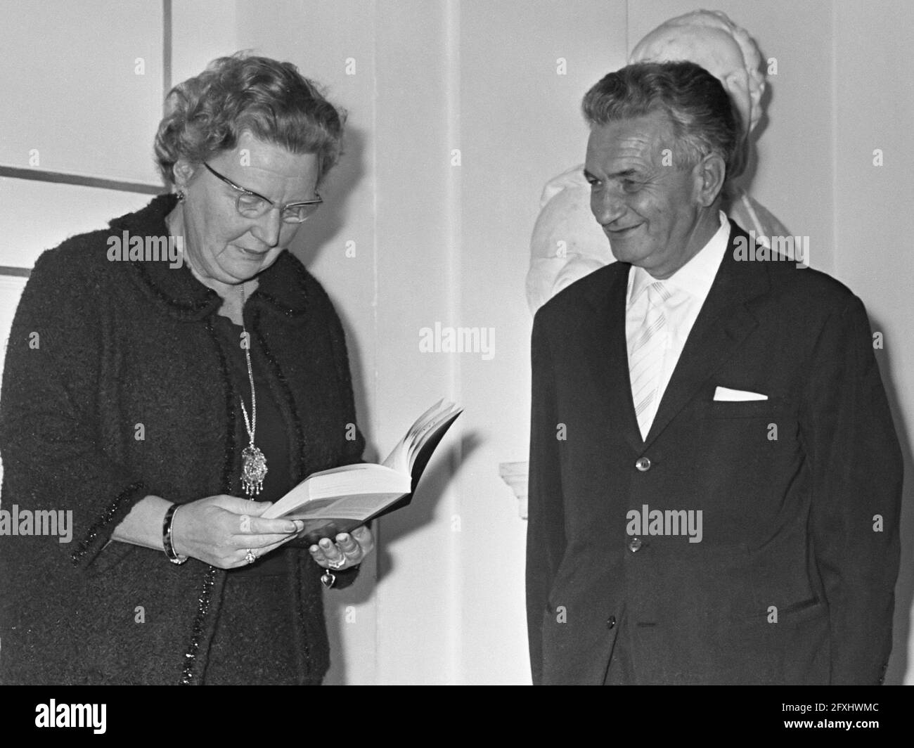 Queen Juliana and Tullio Vinay (1967 Stock Photo Alamy
