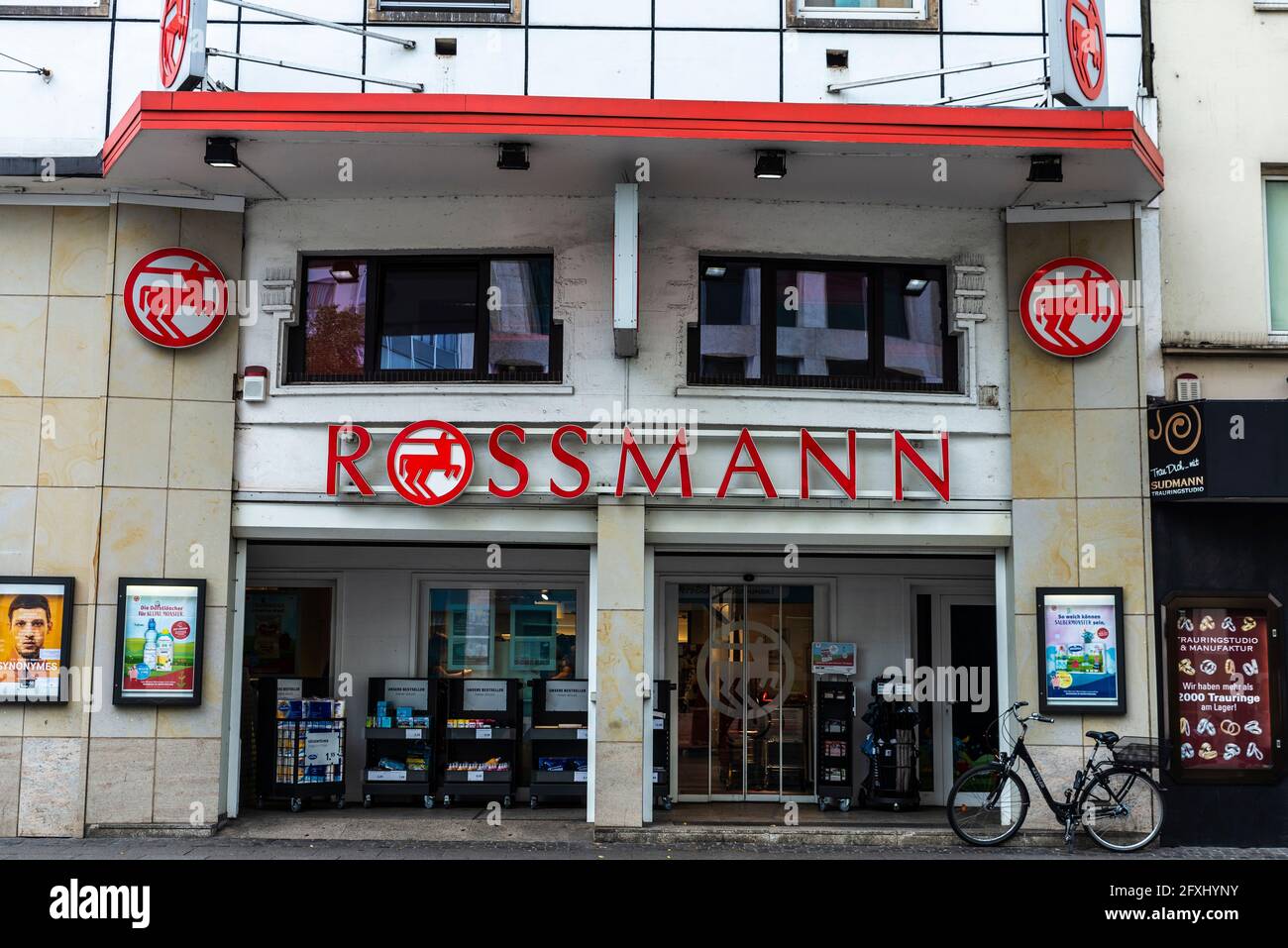 Rossmann drug store – Stock Editorial Photo © defotoberg #85659182