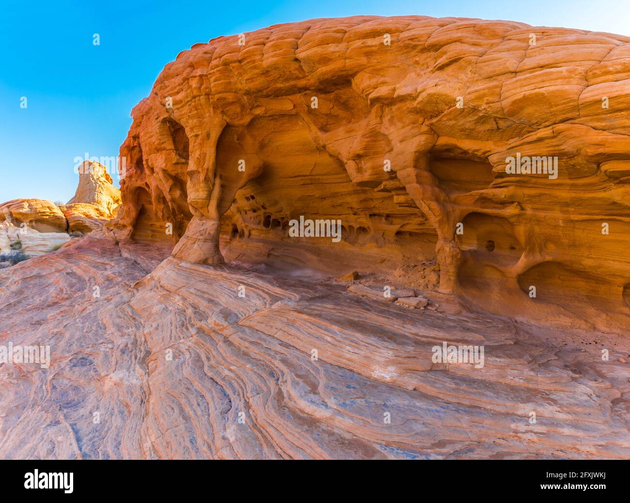 Arches and Towers Formed by Erosion In The Slick Rock Formations of Fire Valley, Valley of Fire State Park, Nevada, USA Stock Photo