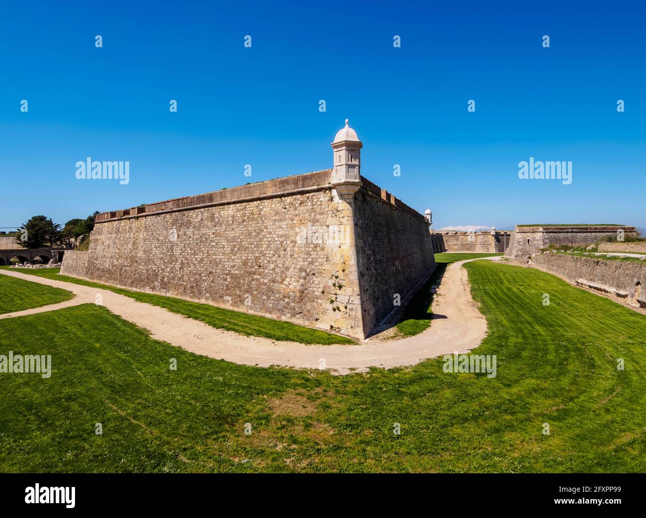 Castell de Sant Ferran (Sant Ferran Castle), a large military fortress, Figueres (Figueras), Catalonia, Spain, Europe Stock Photo