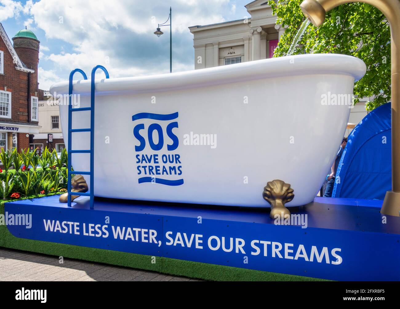 SOS Save our Streams Extra Large Bathtub on display,  St.Albans, Hertfordshire Stock Photo