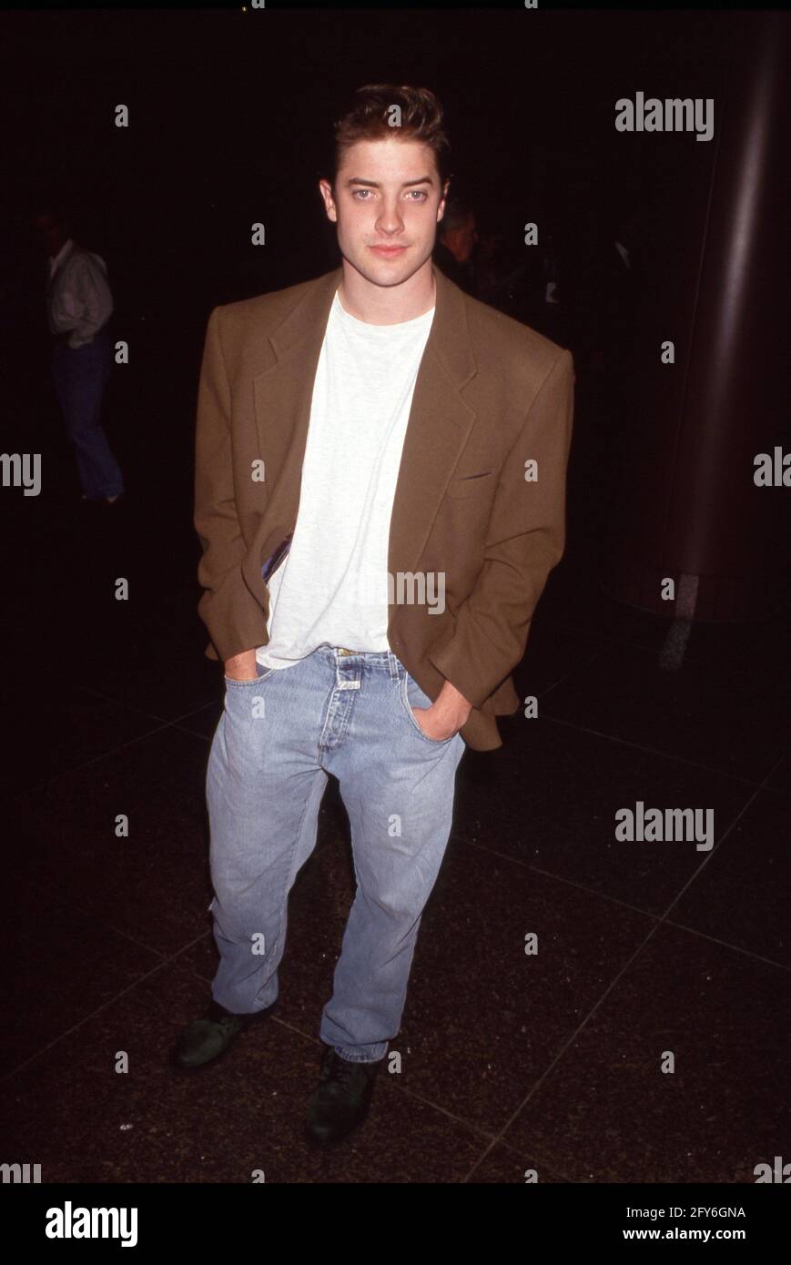 Brendan fraser 1992 hi-res stock photography and images - Alamy