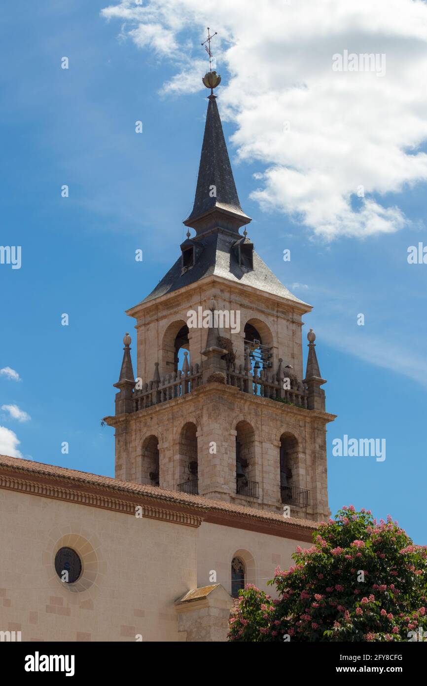 roman-catholic-cathedral-of-st-justus-and-st-pastor-in-alcala-de