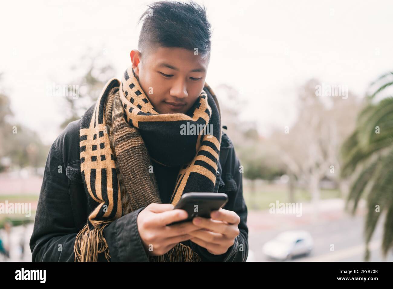 Using Mobile Stock Photo Digital mobile asia hi-res stock photography and images - Alamy