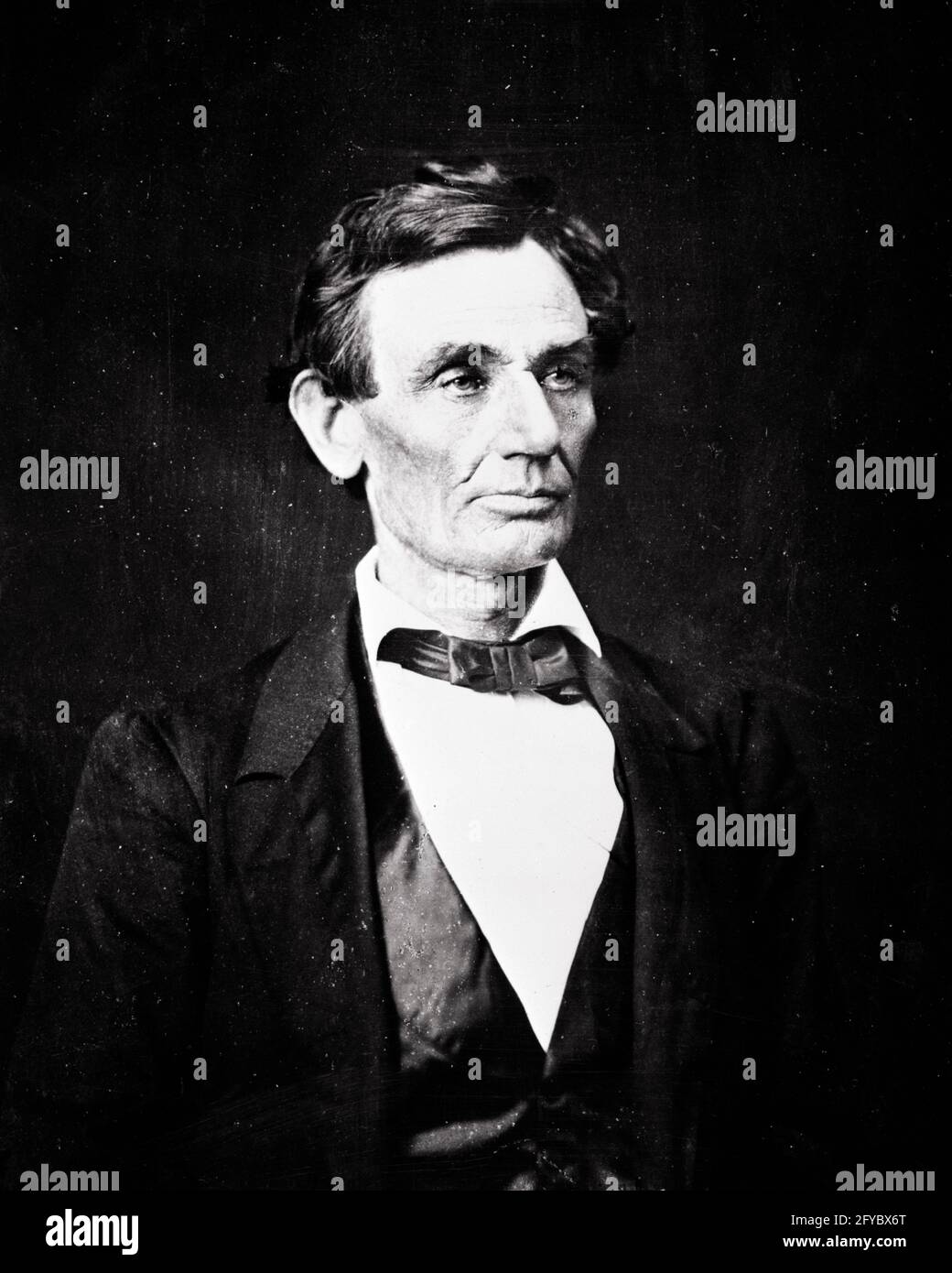 1860s ABRAHAM LINCOLN BEARDLESS IN 1860 PHOTOGRAPH TAKEN BY CANADIAN BORN PHOTOGRAPHER ALEXANDER HESLER - h7944 HAR001 HARS ABRAHAM CONFIDENCE MIDDLE-AGED B&W SADNESS NORTH AMERICA MIDDLE-AGED MAN FREEDOM NORTH AMERICAN TAKEN WARS PERSONALITY ABE SLAVERY HEAD AND SHOULDERS STRENGTH COURAGE AND REPUBLICAN FAMOUS LEADERSHIP POLITICIAN ASSASSINATED PRESIDENTIAL IN AUTHORITY EMANCIPATION FACIAL HAIR OCCUPATIONS POLITICS PRESIDENTS SPRINGFIELD 1860s STUDIOS HONEST ABE 1860 CIRCA CLEAN SHAVEN HERO MID-ADULT MID-ADULT MAN SOMBER 16TH ABRAHAM LINCOLN ALEXANDER AMERICAN CIVIL WAR BLACK AND WHITE Stock Photo