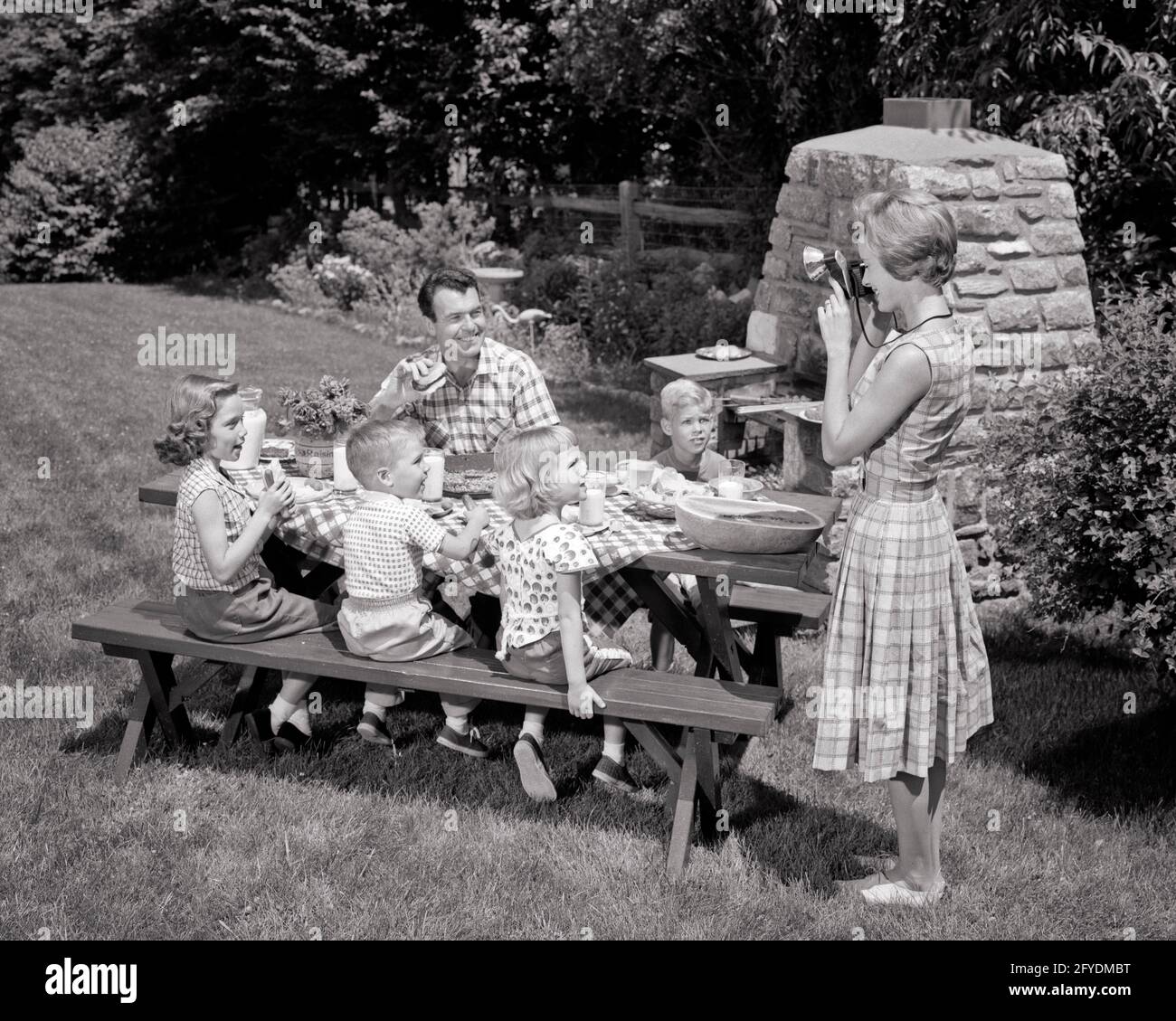 How to Dress Kids for a Family Barbecue: Style Tips