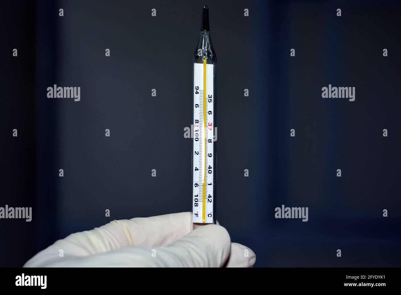 Medical mercury thermometer for measuring body temperature, clinical Thermometer equipment with