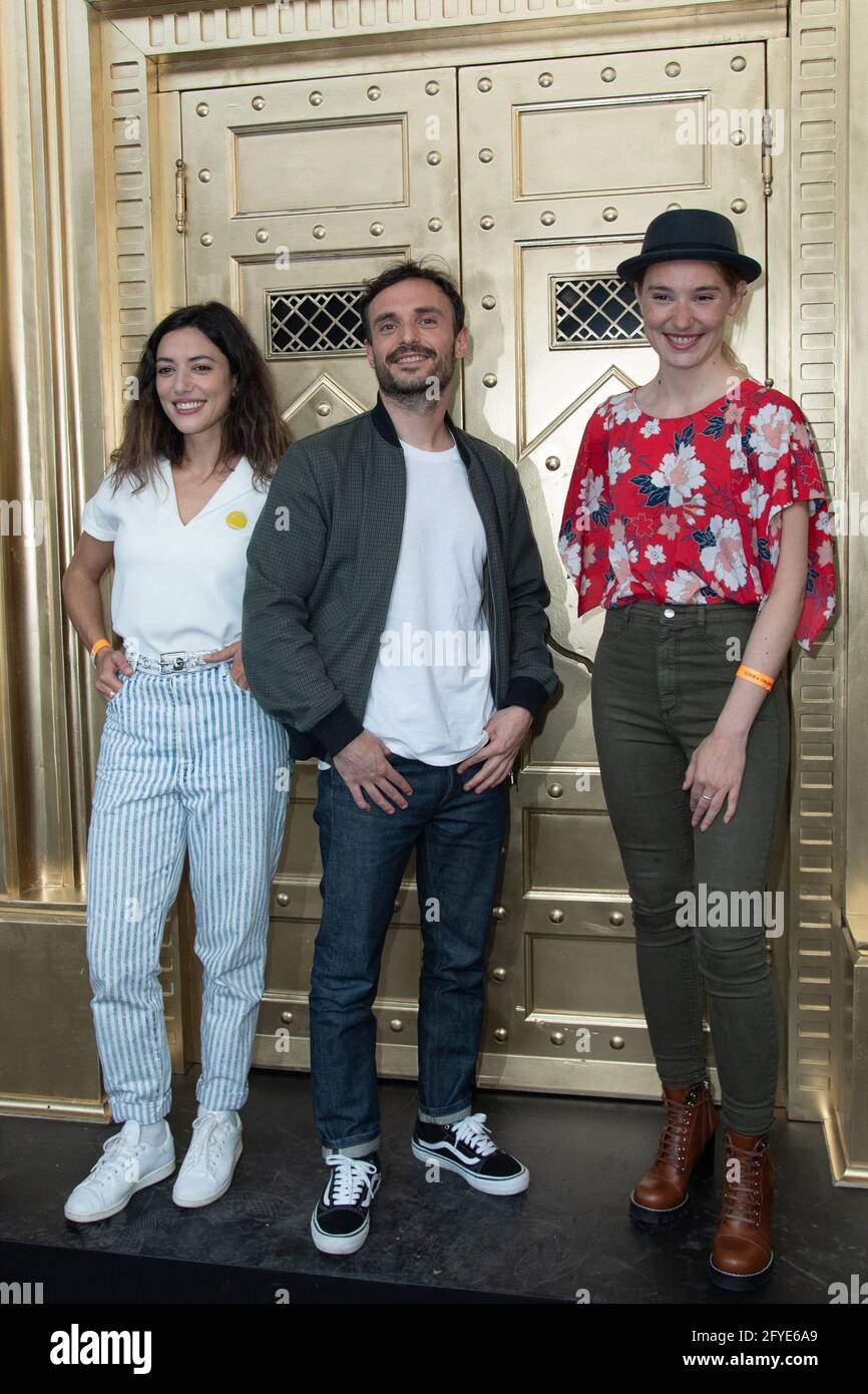 Vanessa Guide, Jerome Niel and Deborah Francois attending the 'Gims x