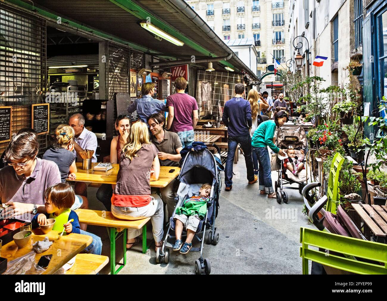 FRANCE. PARIS (75) LE MARAIS DISTRICT, MARKET OF ENFANTS ROUGES Stock Photo