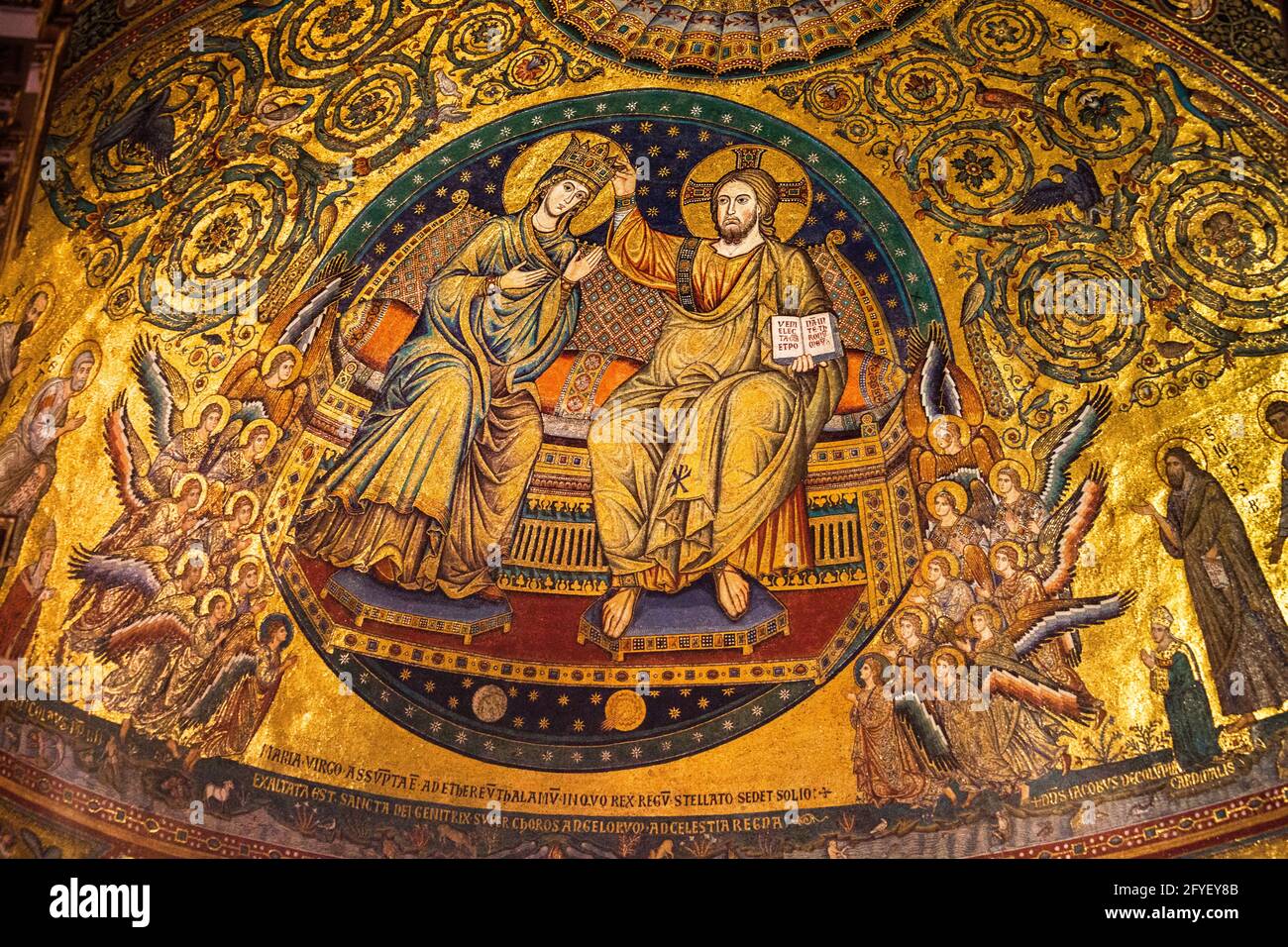 Gold inlaid mosaic of the Coronation of Mary in the apse of the Basilica di Santa Maria Maggiore by Jocopo Torriti. Rome, Italy Stock Photo