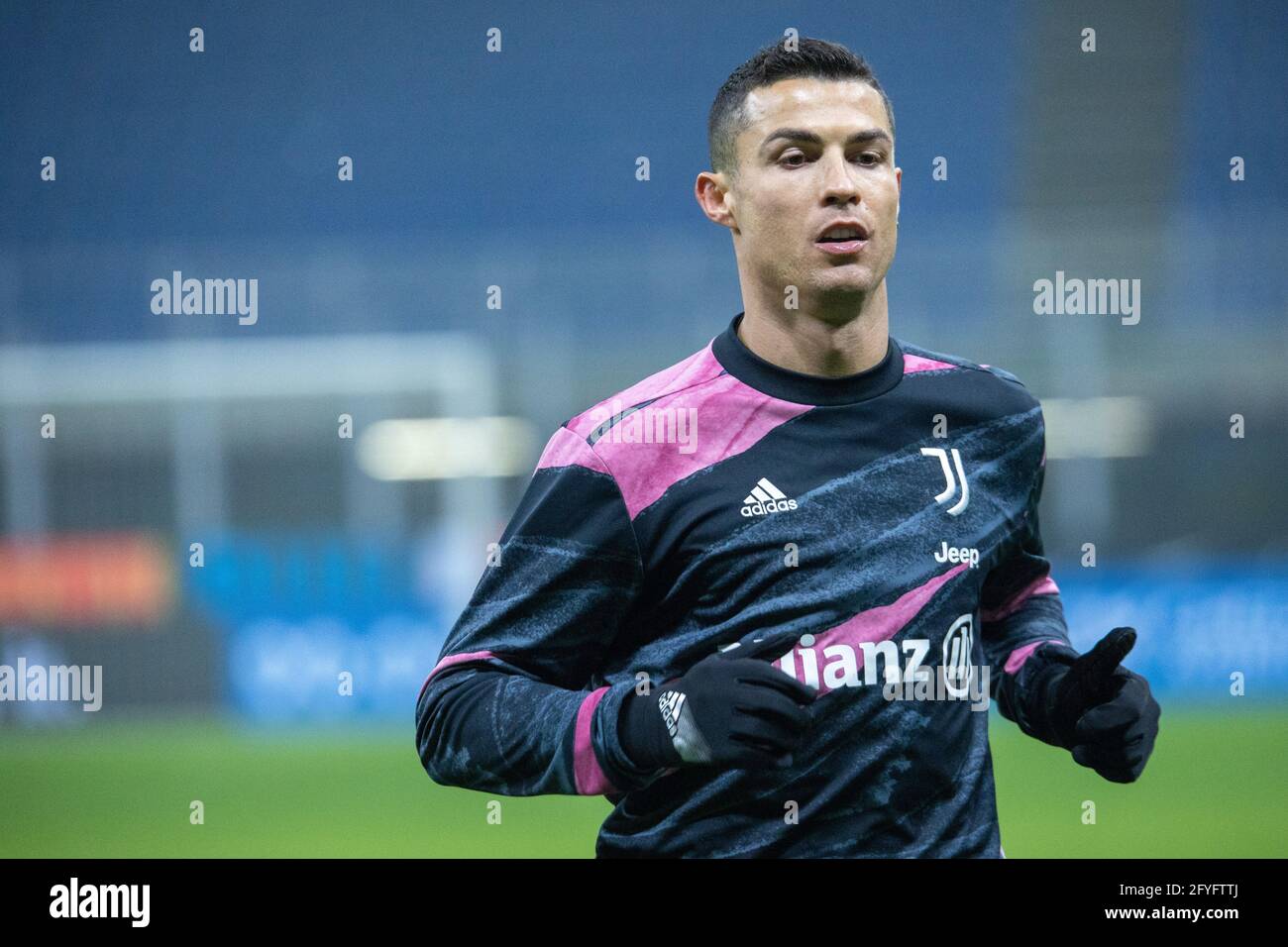 Cr7 intersport discount