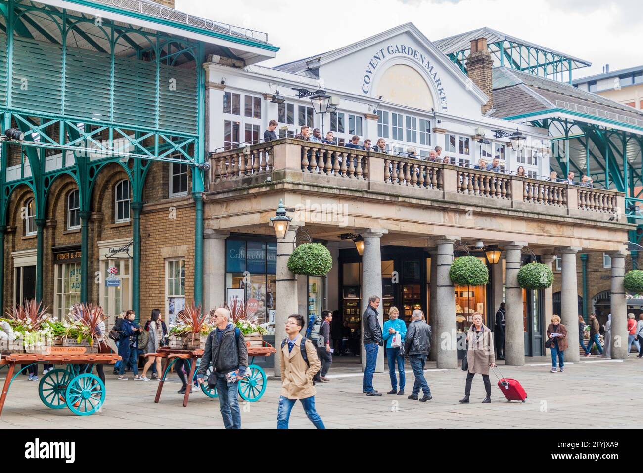 LONDON, UNITED KINGDOM - OCTOBER 4, 2017: View of Covent Garden market in London. Stock Photo