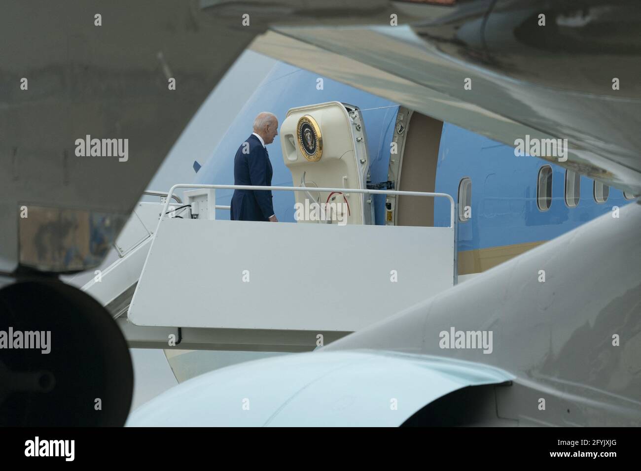 United States President Joe Biden boards Air Force One at Joint Base Andrews, to make remarks at Joint Base Langley-Eustis in Virginia, Friday, May 28, 2021. Credit: Chris Kleponis / Pool via CNP Stock Photo