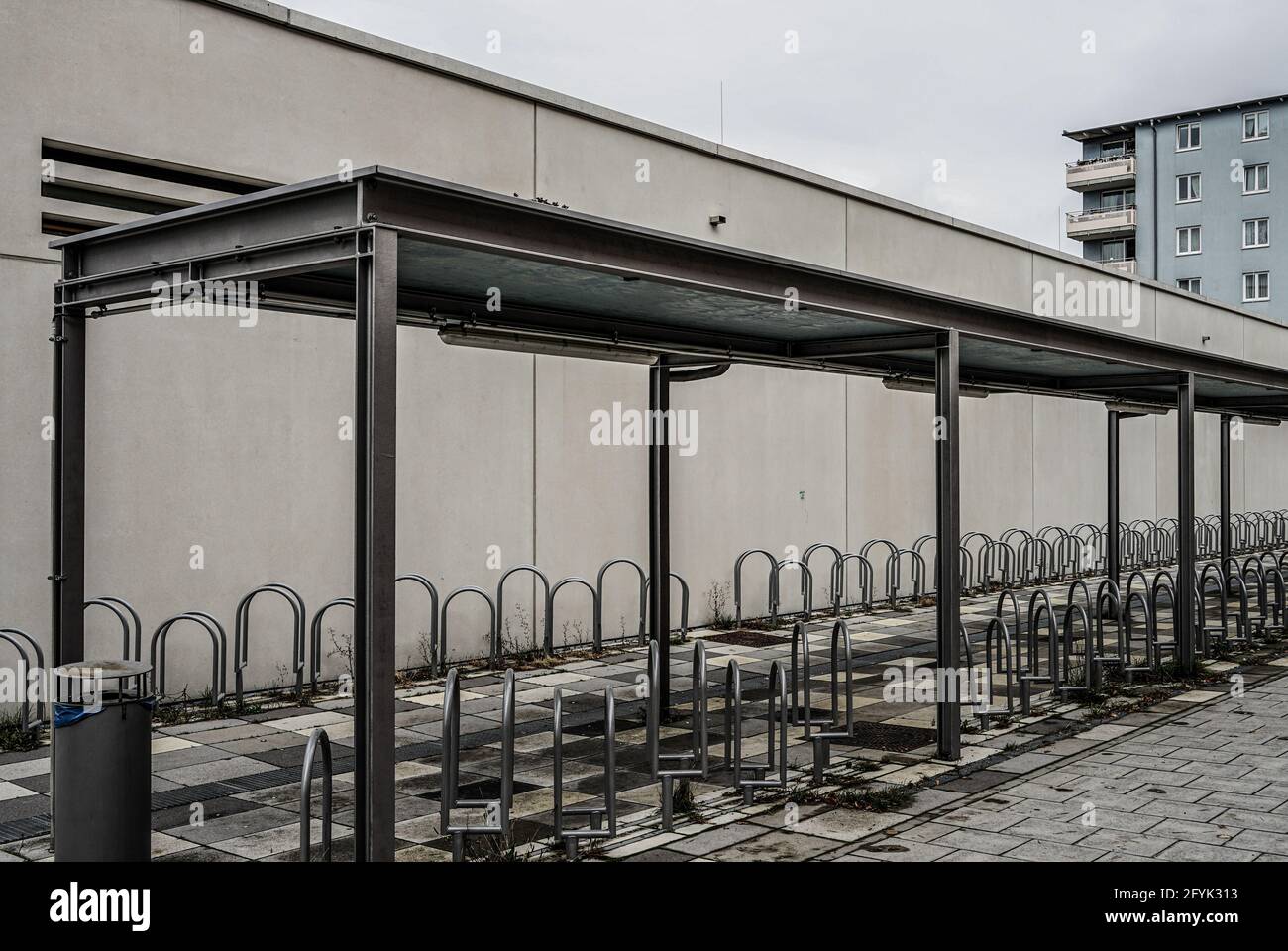 Bike rack at school hires stock photography and images Alamy