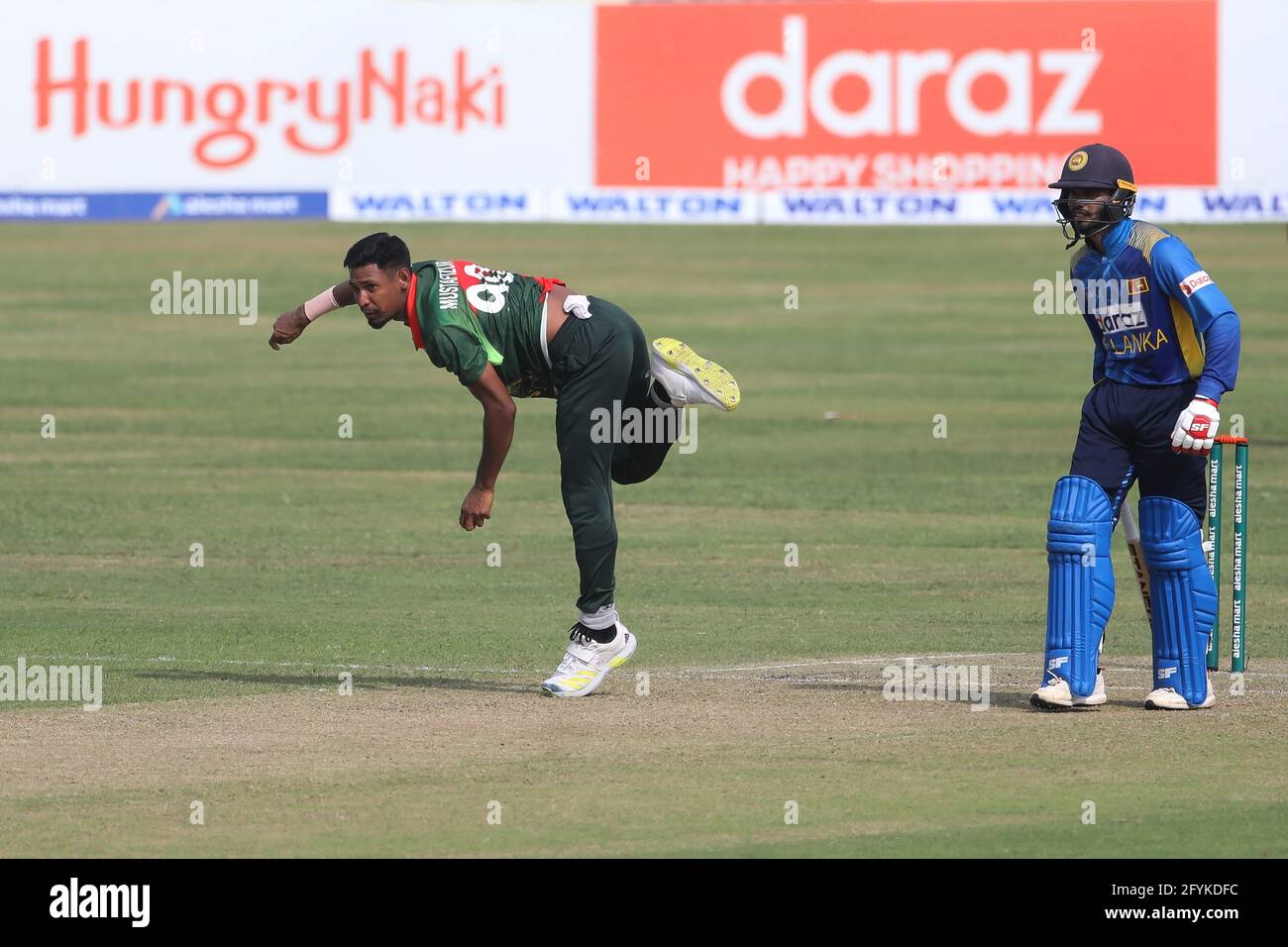 Bangladesh player Mustafizur Rahman seen in action during the third and final one-day international (ODI) cricket match between Bangladesh and Sri Lanka at Sher-e-Bangla National Cricket Stadium in Dhaka. Final score; Bangladesh 2:1 Sri Lanka) (Photo by Md Manik / SOPA Images/Sipa USA) Stock Photo