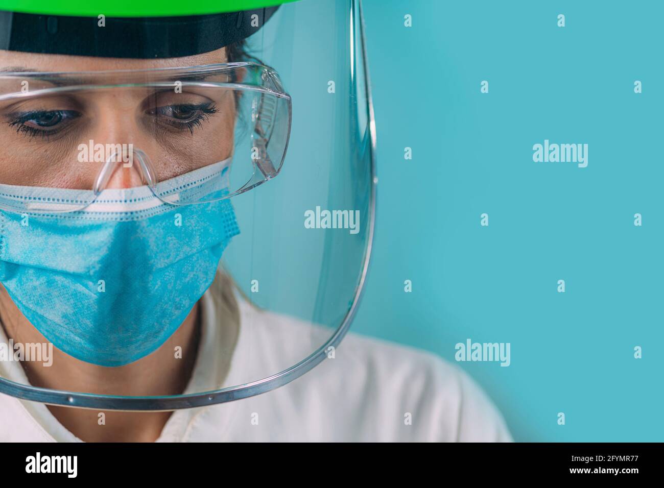 Medical worker in PPE Stock Photo - Alamy