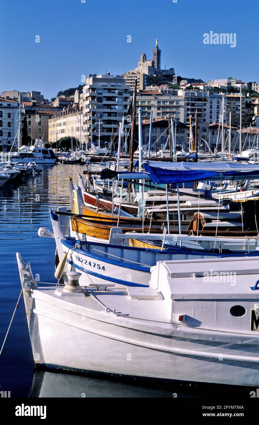 FRANCE. BOUCHES-DU-RHONE (13) MARSEILLE HARBOUR Stock Photo - Alamy