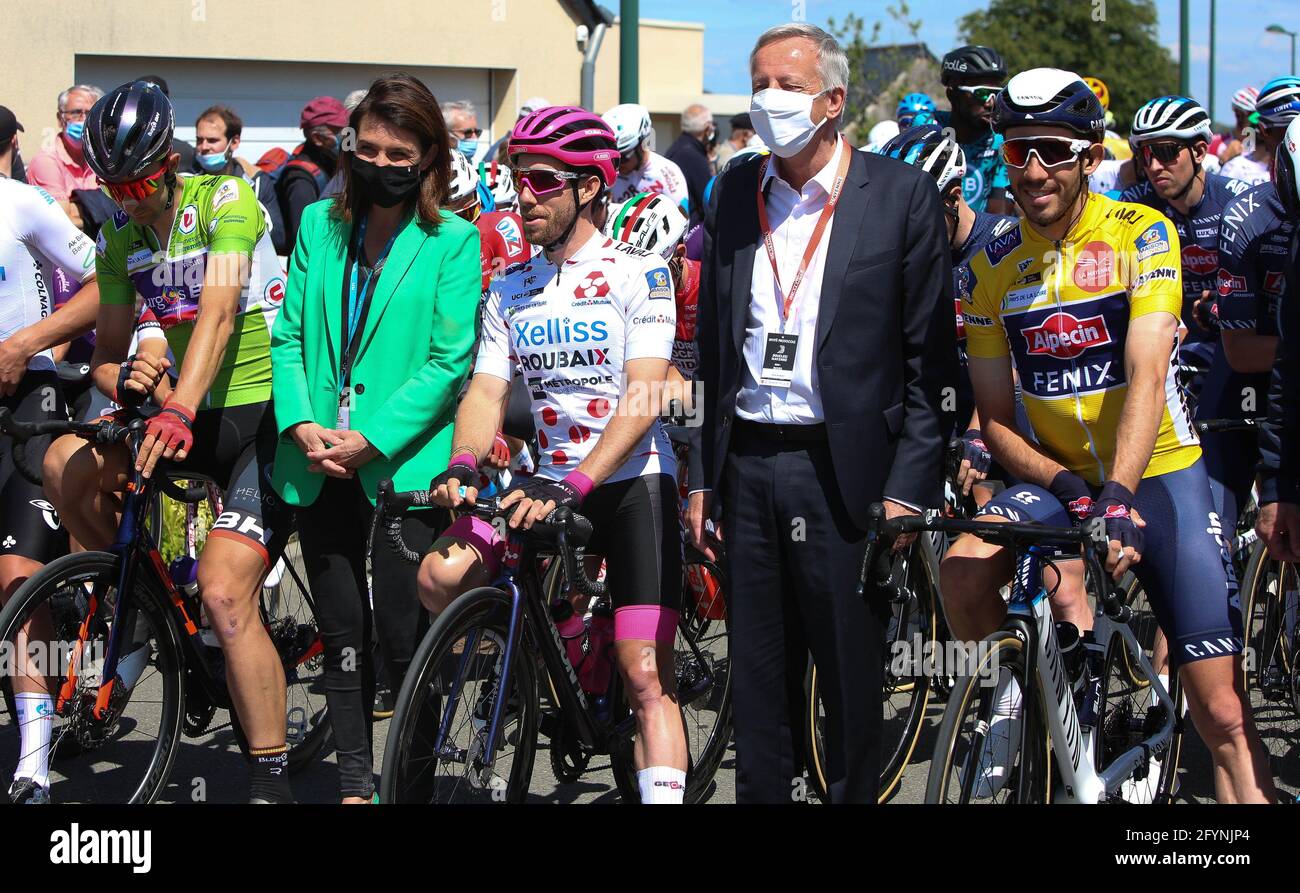 Diego Rubio of Team Burgos-BH, Maxime Urrity of Team Xelliss - Roubaix  Lille Métropole and Philipp Walsleben of Team Alpecin-Fenix during the Les  Boucles de la Mayenne 2021, Cycling race Stage 2,