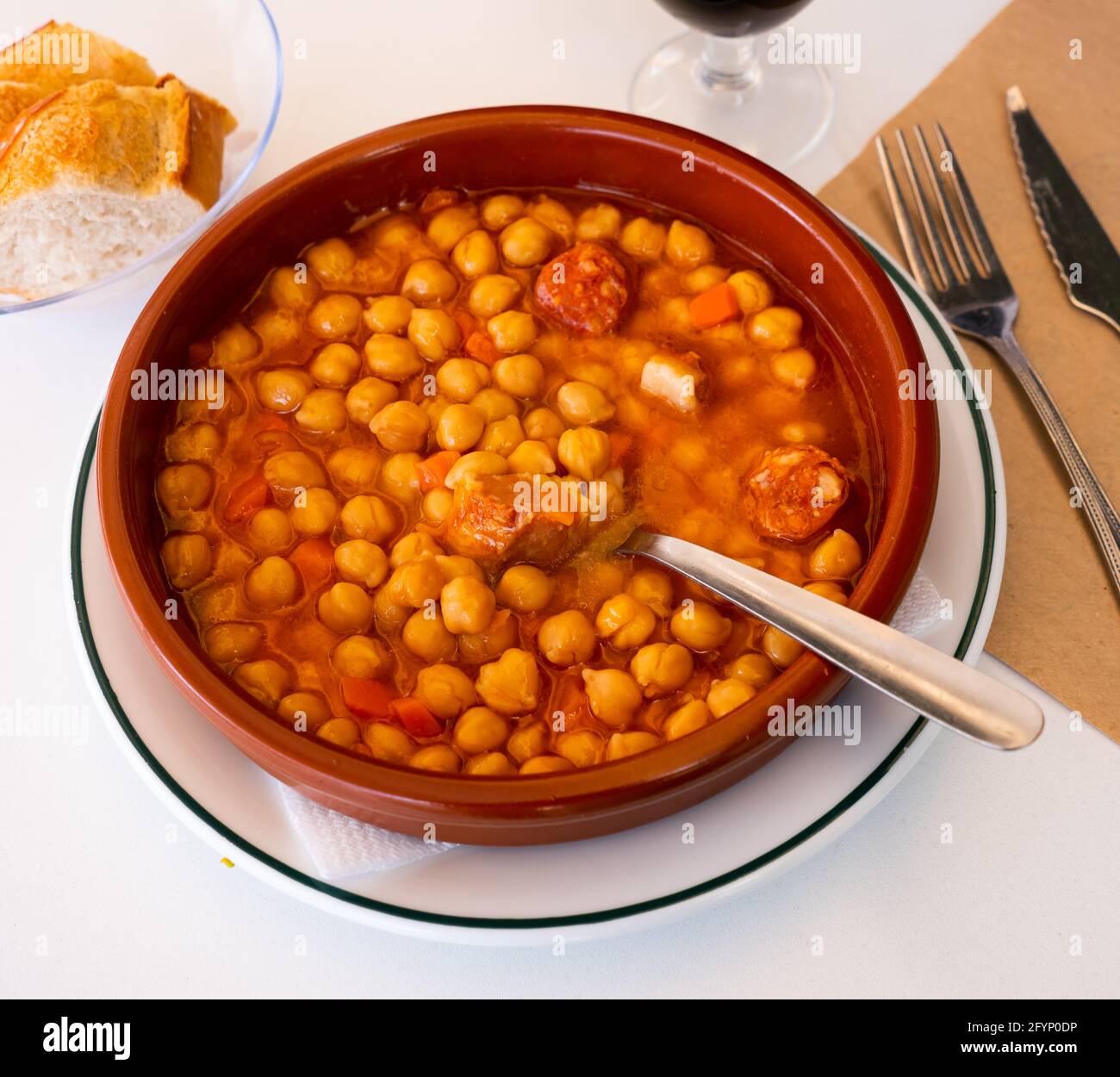 Garbanzos a la riojana hires stock photography and images Alamy
