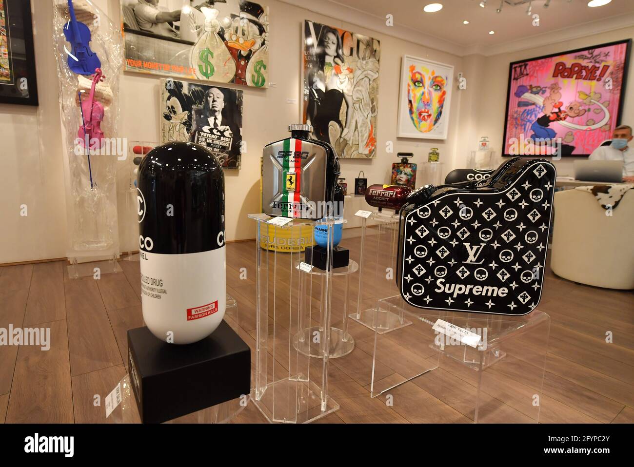 Illustrations of Saint Tropez. Art Gallery Saint Tropez, southeastern