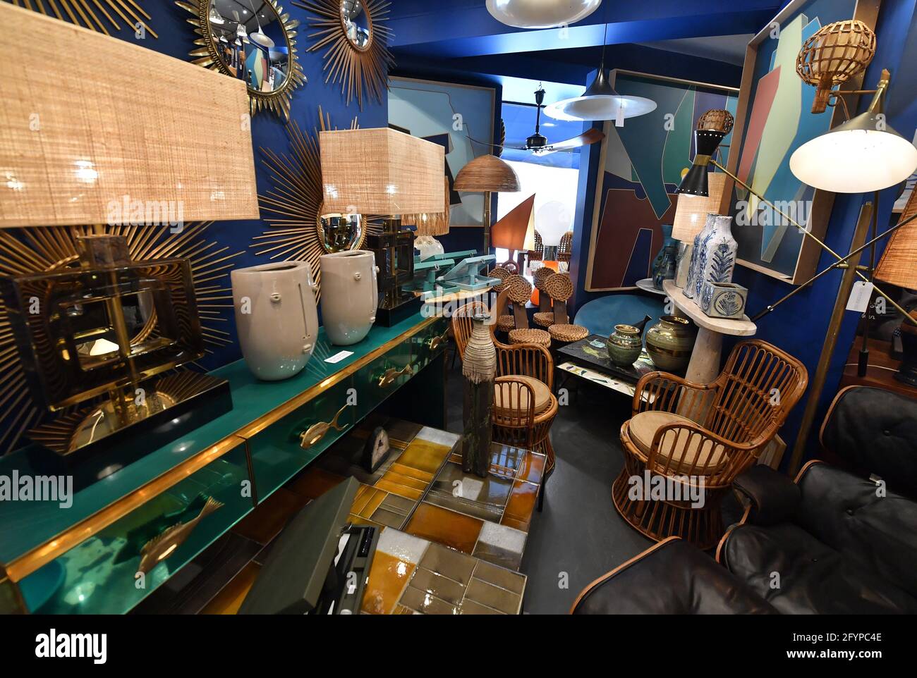 Illustrations of Saint Tropez. Art Gallery Saint Tropez, southeastern