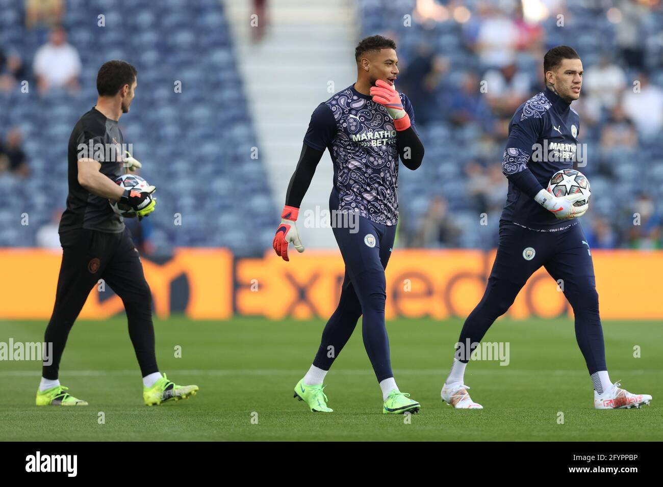 PORTO, PORTUGAL - MAY 29: Zack Steffen [left] and Ederson [right] of Manchester City before the UEFA Champions League Final between Manchester City and Chelsea FC at Estadio do Dragao on May 29, 2021 in Porto, Portugal. (Photo by MB Media) Stock Photo