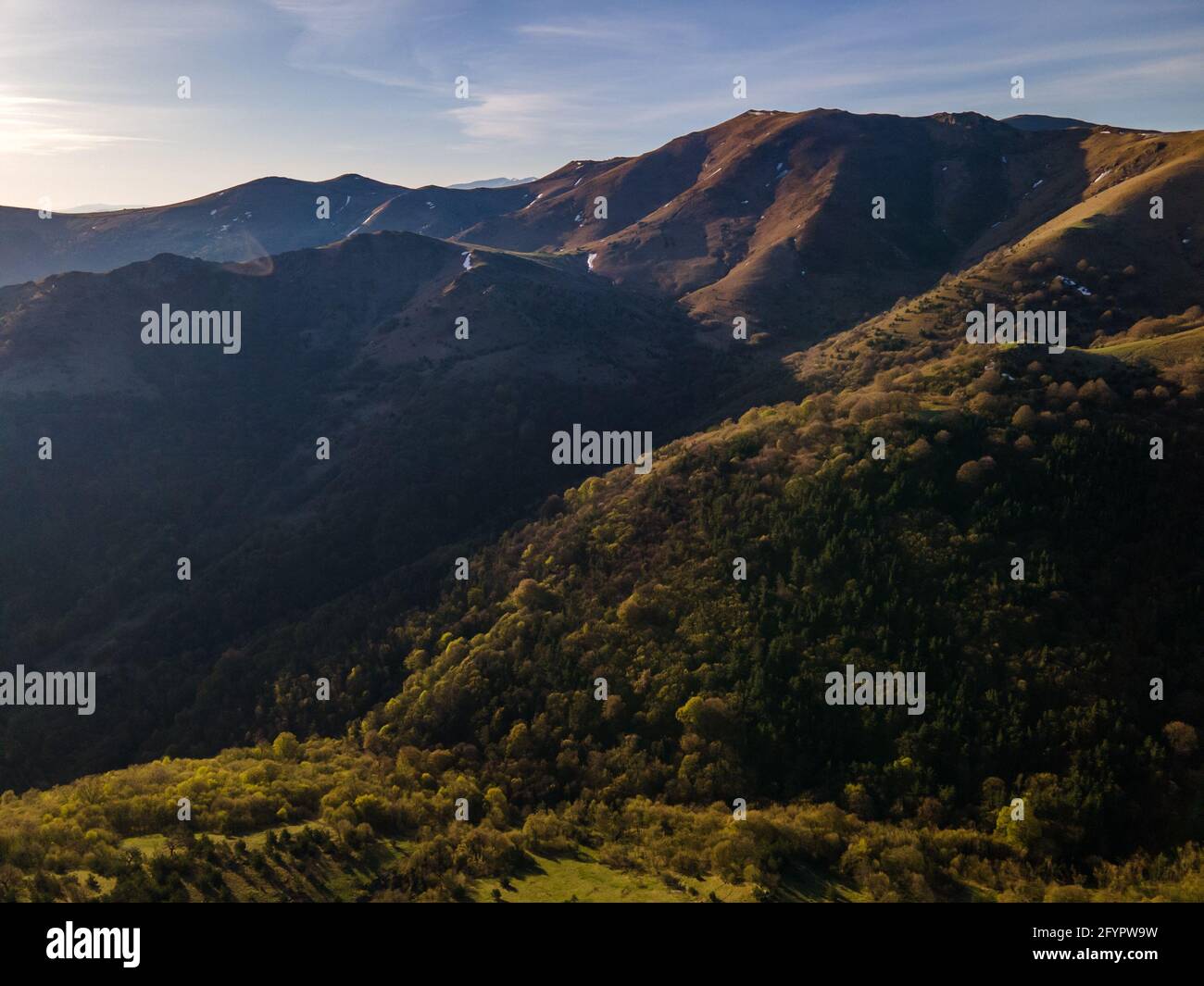 Aerial view green mountains hi-res stock photography and images - Alamy