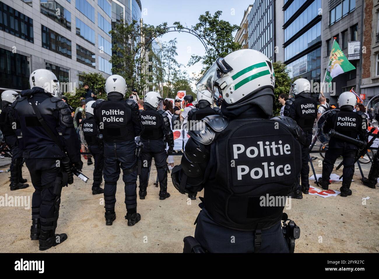 Illustration shows police to block the 'European Manifestation for Freedom' who decided to go from the Bois de La Cambre - Ter Kamerenbos, to Schuman Stock Photo