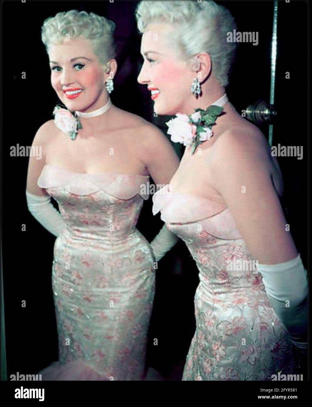 BETTY GRABLE (1916-1973) American film actress about 1955 Stock Photo