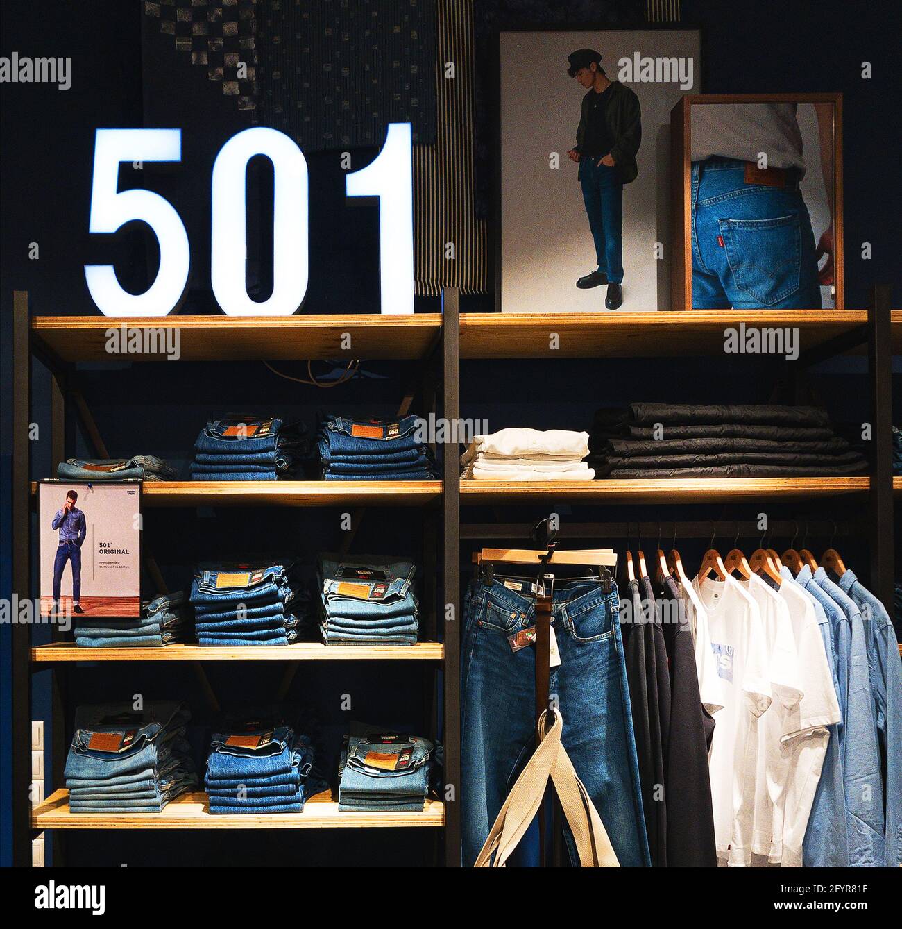 Levi's 501 hi-res stock photography and images - Alamy