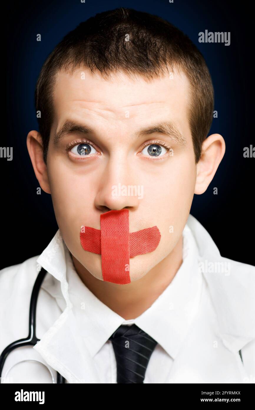 врач скрыть