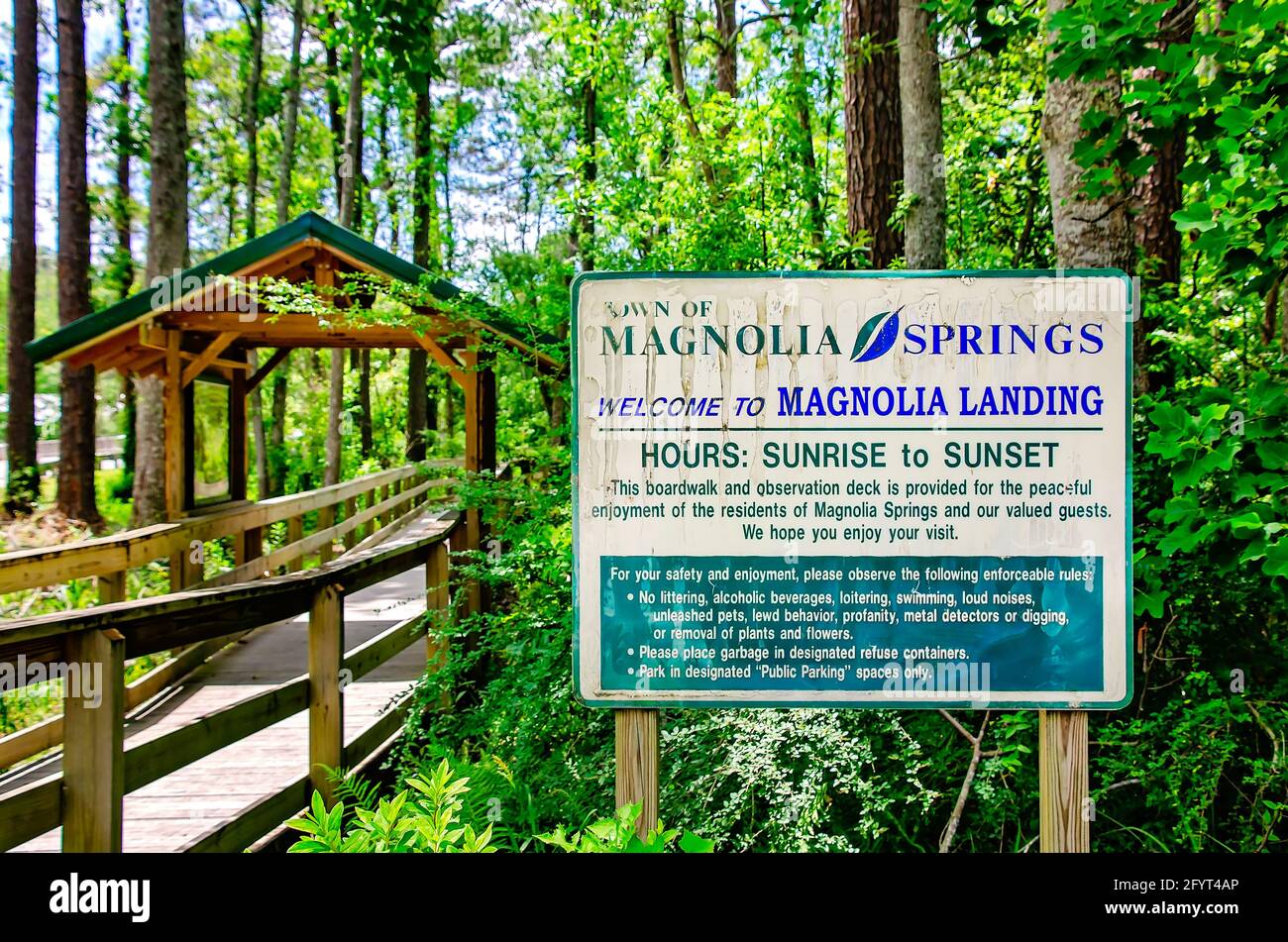Magnolia landing sign hires stock photography and images Alamy