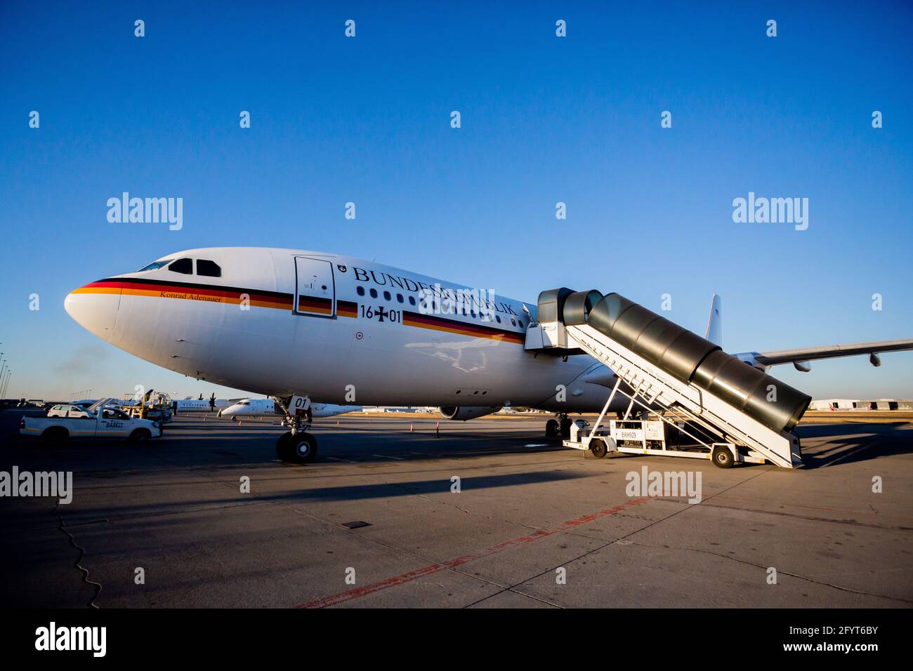 Johannesburg, South Africa. 29th May, 2021. The Airbus A340 'Konrad Adenauer' of the German Air Force is waiting for the departure of the Federal Minister of Health Spahn at O. R. Tambo Airport. At the request of Chancellor Merkel, Spahn travelled to South Africa in parallel with the state visit of French President Macron in order to support the establishment of the country's own vaccine production in Africa together with France. Credit: Christoph Soeder/dpa/Alamy Live News Stock Photo