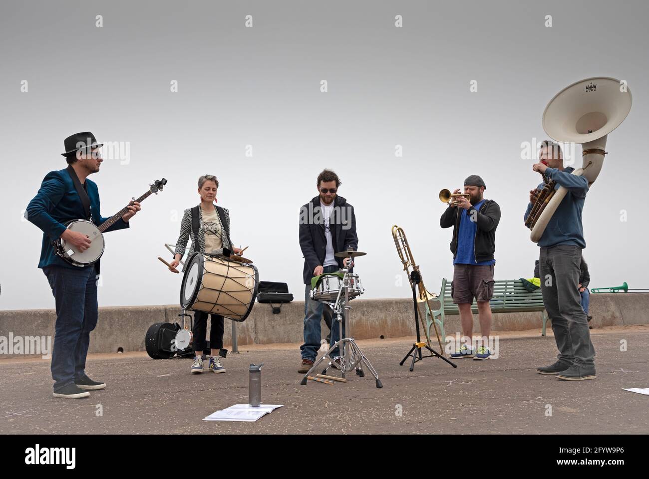 Oi bands hi-res stock photography and images - Alamy