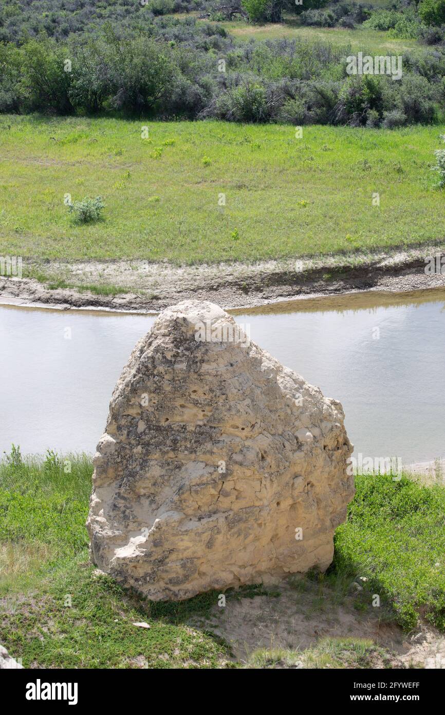 Big grassy river hi-res stock photography and images - Alamy