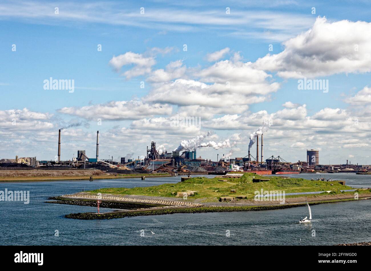 Ijmuiden tata steel plant hi-res stock photography and images